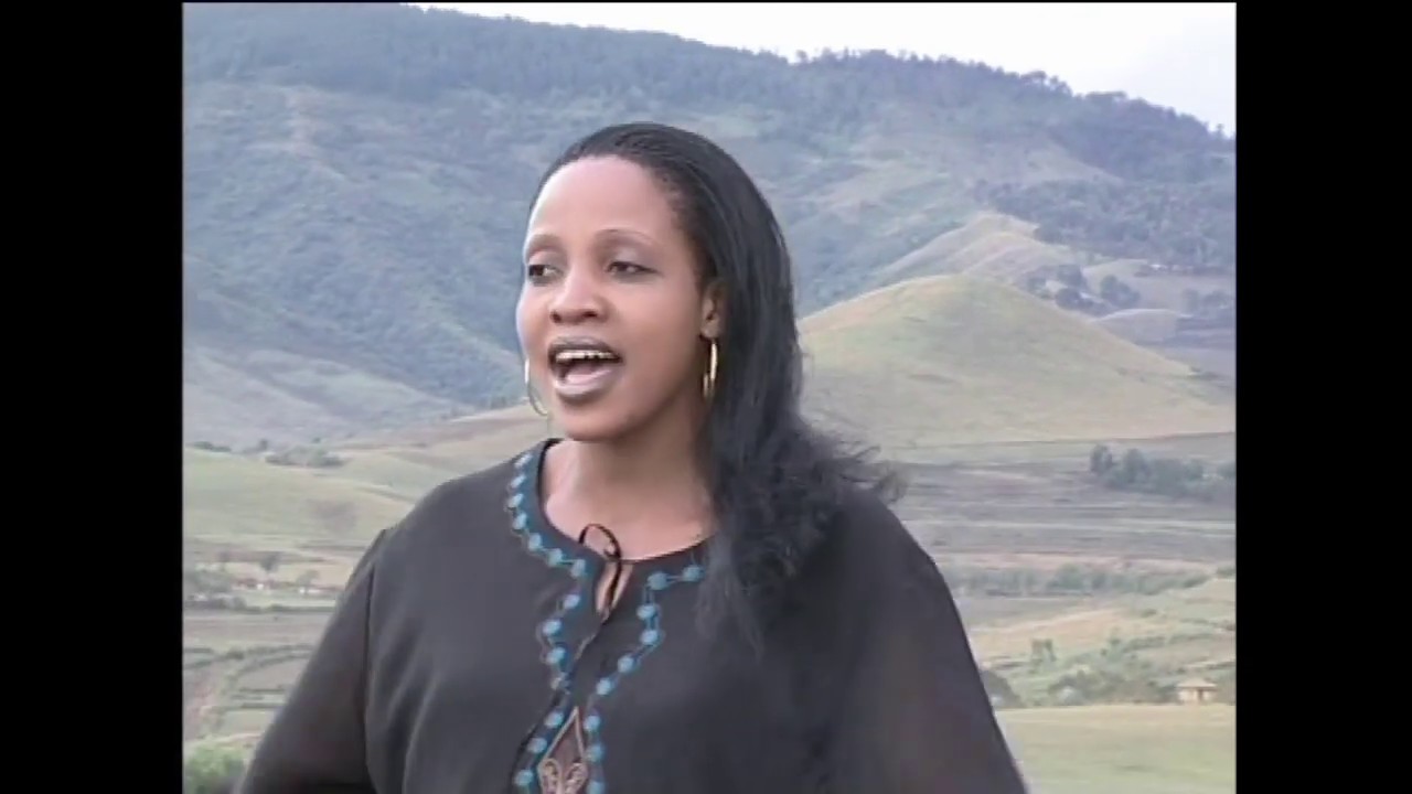 Beatrice Mhone - Ni Siku kuu (Official Music Video)