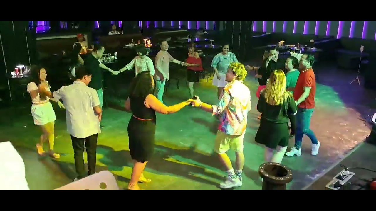 Sunday Social Dance 8pm at Kuncit #latinnightjakarta