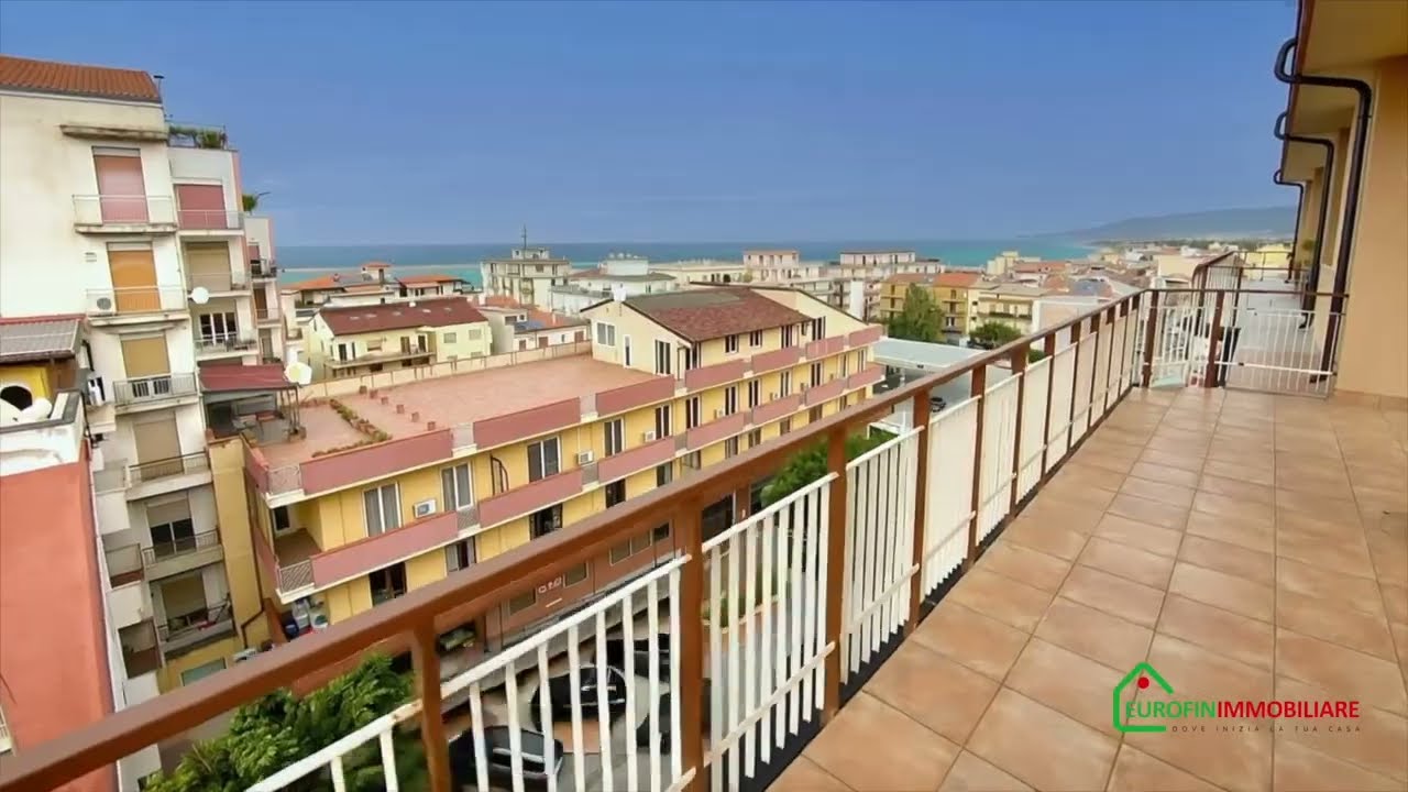 VENDESI -  Attico a Sant'Agata di MIlitello (ME) - Via G. Medici 441