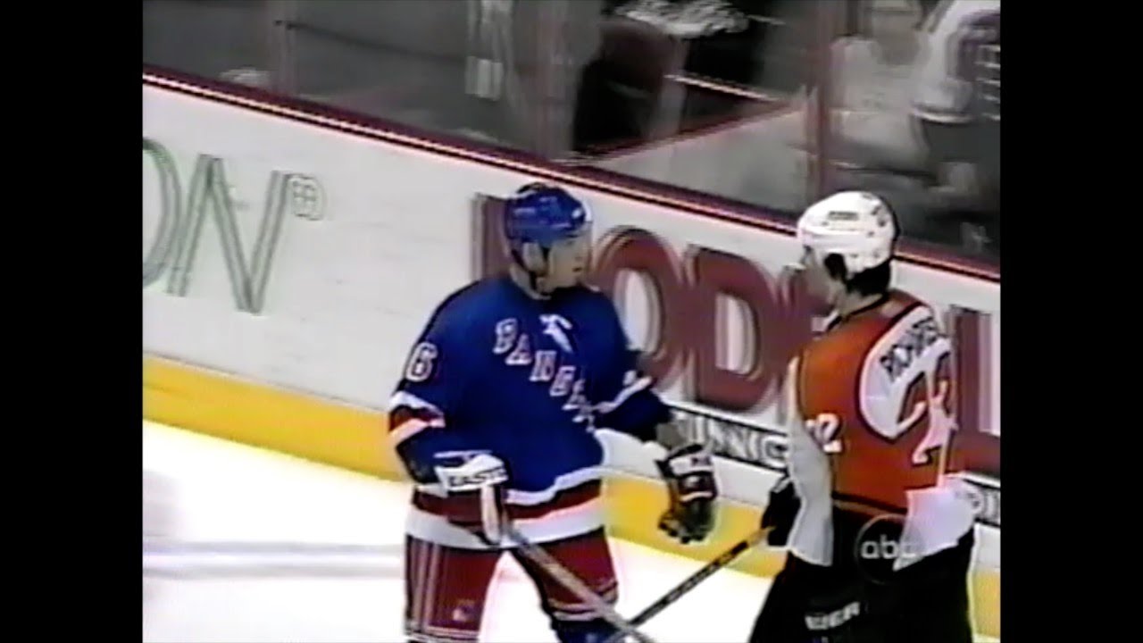 Luke Richardson Drops Matt Barnaby Jan. 12th, 2002