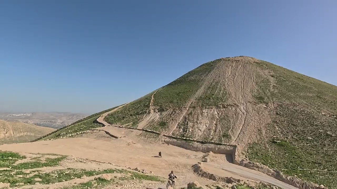 ממסר אחד קטן
