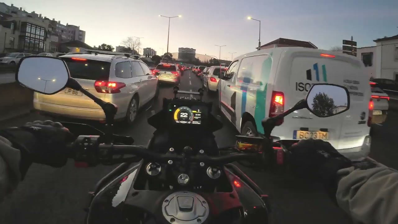 CFMoto 450MT commuting to Lisbon to the morning start - Route 2