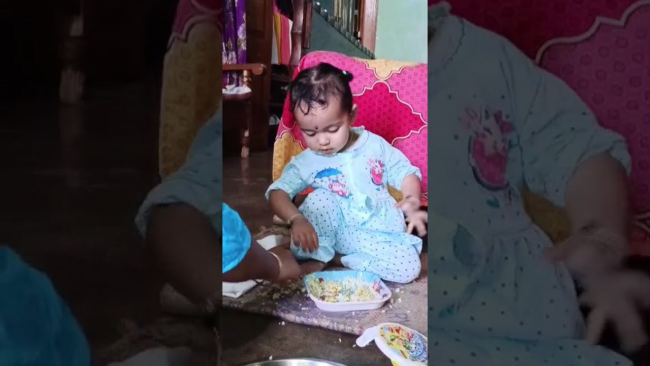Riyanshi has grown and is now capable of eating rice independently. #cutebaby #babygirl