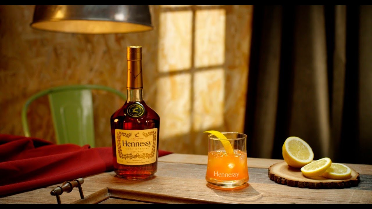 Hennessy (C)old Fashioned Cocktail