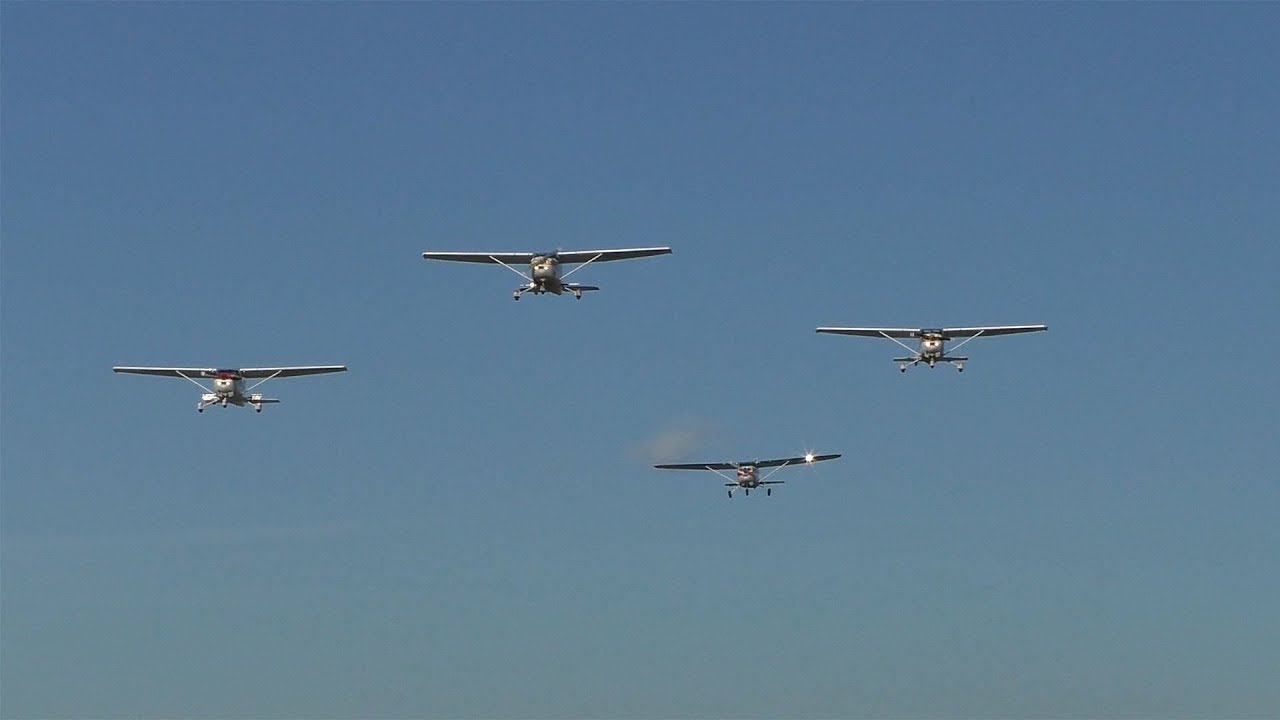 Steirische Hagelabwehr | 4 Cessna 182 formation fly-by and landing at Airfield Punitz
