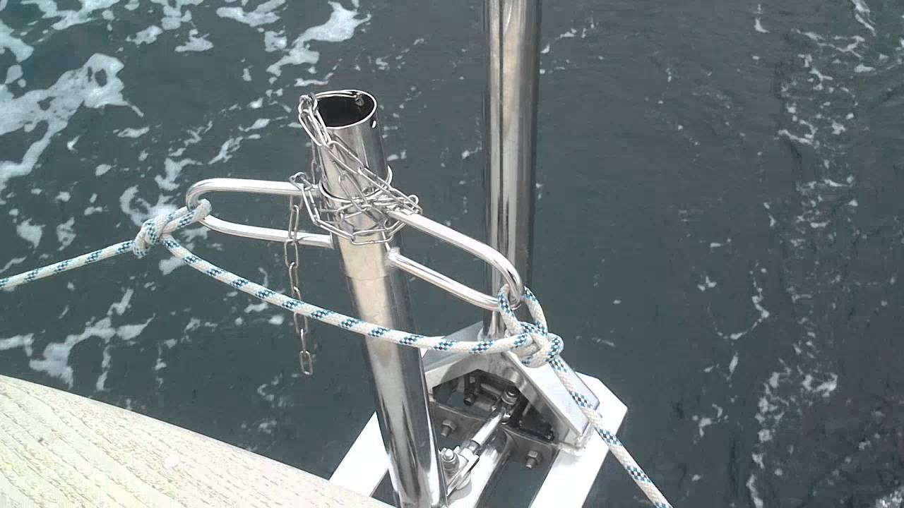 Holland wind vane (aka Bouvaan) on a Hallberg-Rassy 41