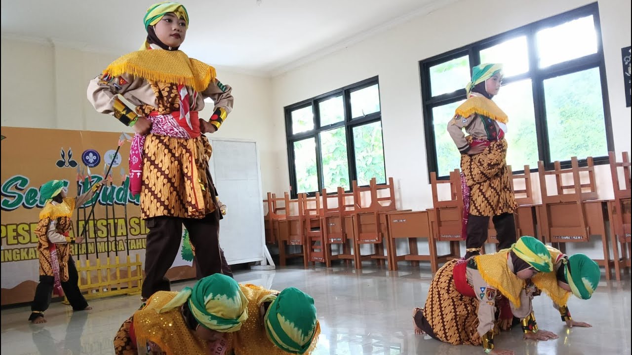 Juara 1 Seni Budaya Putri - MI Dewi Masyithoh 02 Banyumudal - Moga