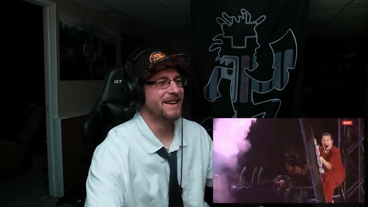 Loudwires 11 Unforgettable Mike Patton Moments (REACTION) | Mike Patton HAS To Be Certifiably Insane