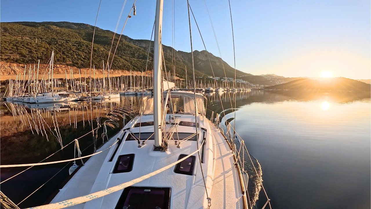 Antalya Kaş'ta Yelkenli İle Balık Avı Yeni Bir Deneyim