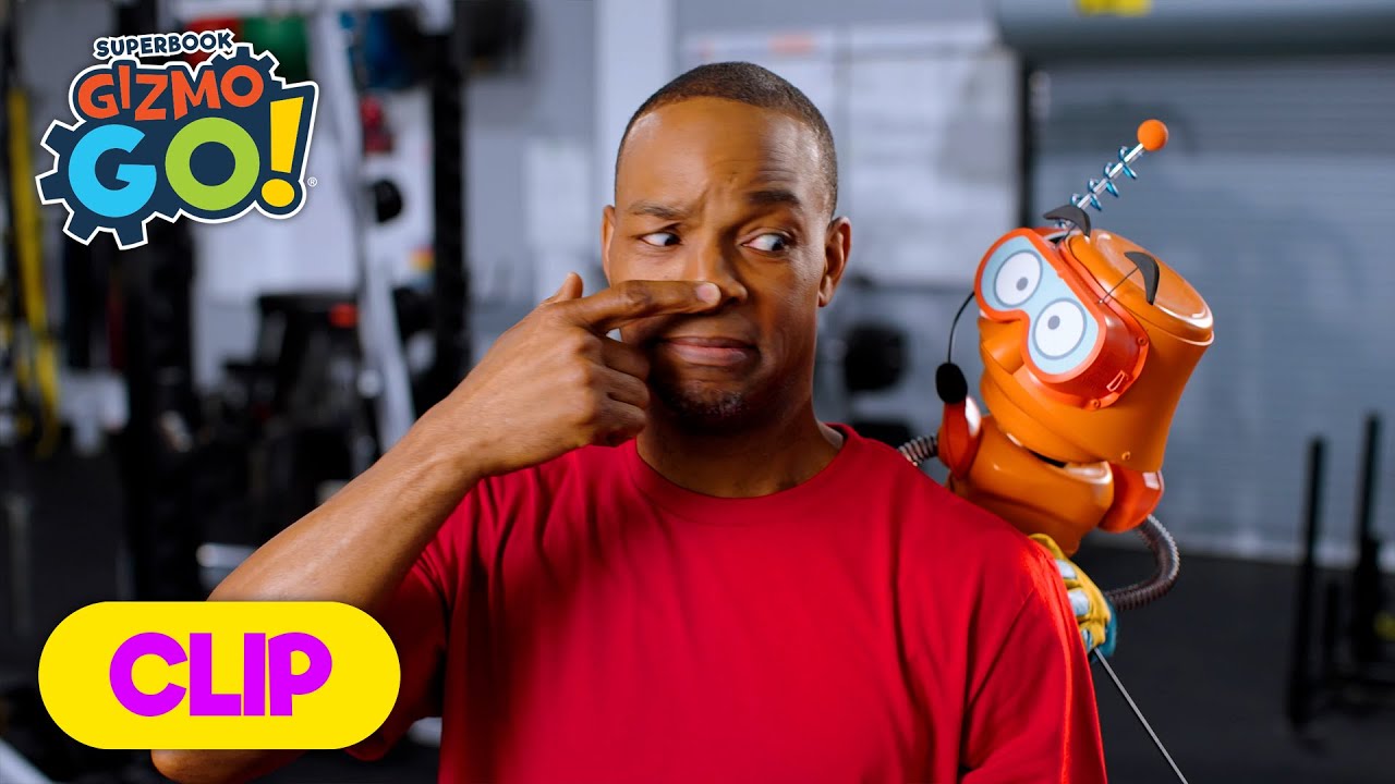 Radar Plays Simon Says | Clip from a Sing-Along Special | GizmoGO! S01 E11
