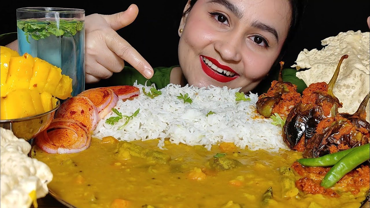 UNCUT MUKBANG‼️😉ll Eating Daal Chawal,Spicy Bharwa Baigan🥵 Mango 🥭And Papad🔥ll UNCUT MUKBANG+ASMR😋🤤
