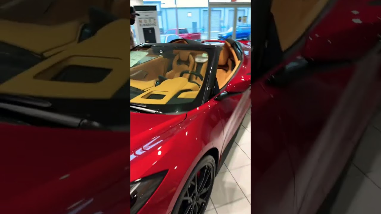 Convertible C8 Corvette with Peanut Butter interior