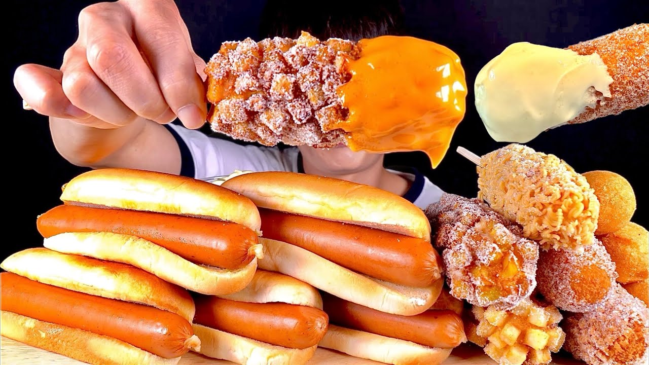ASMR 미국스타일 핫도그와 한국스타일 핫도그 먹방~!! America Hot Dog 🌭 With South Korea Corn Dog MuKBang~!