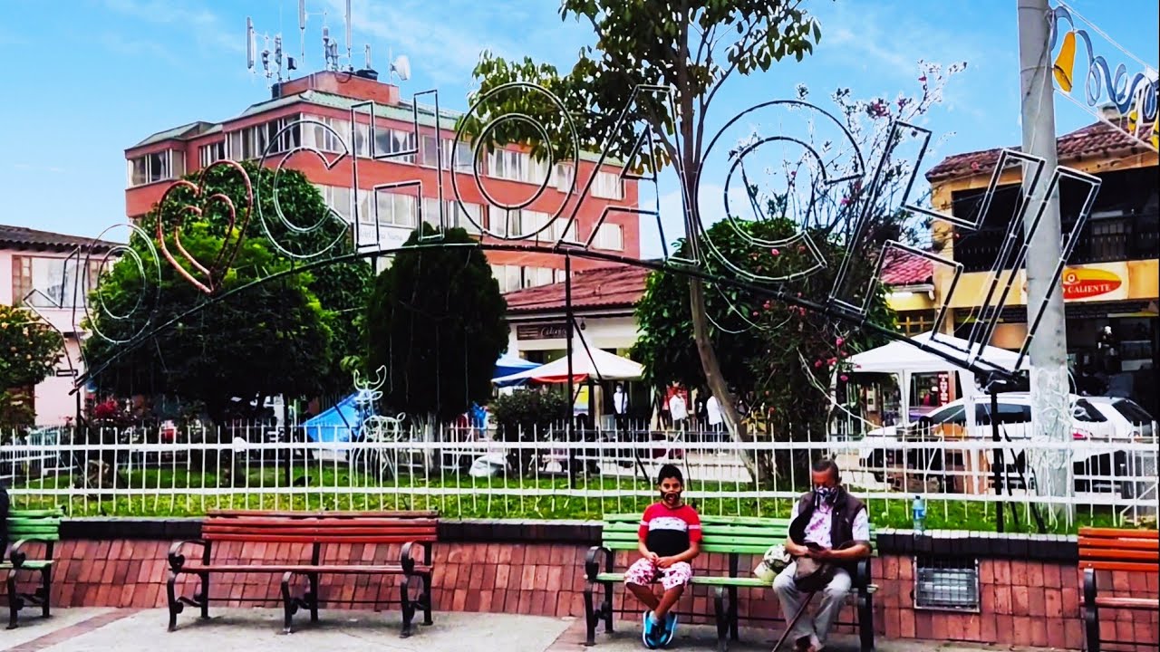 Recorriendo Colombia (Vía Bogotá - Choachí )