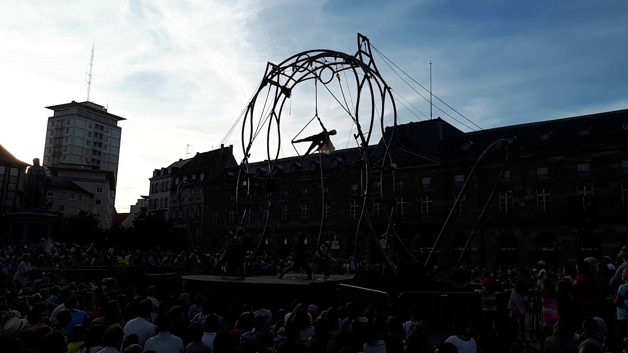 Street circus, Уличный цирк Strasbourg , Cirque de rue Strasbourg ao&ucirc;t 2018