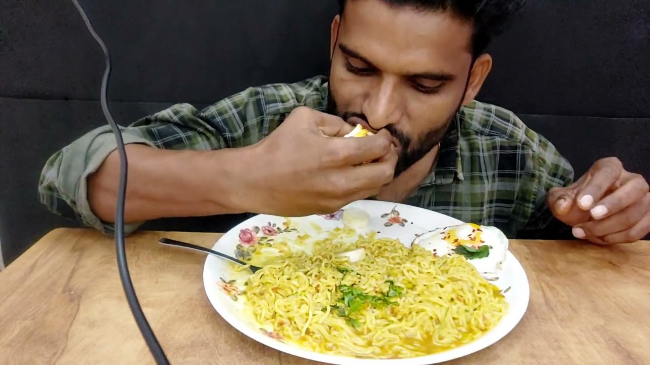 ASMR EATING: MAGGI MASALA,EGGS|MUKBANG|ASMR|EATING