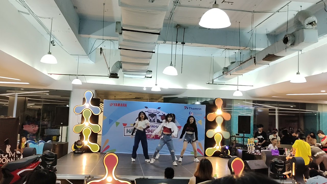 BLACKPINK - INTRO + 'PRETTY SAVAGE' | Dance Cover by FOURZA