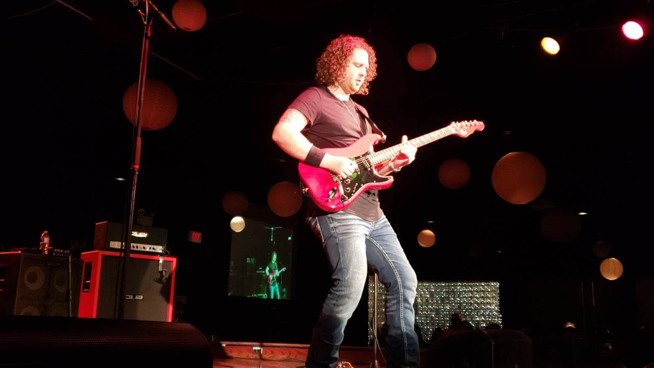 Dixie Highway (Live) - The Outlaws
