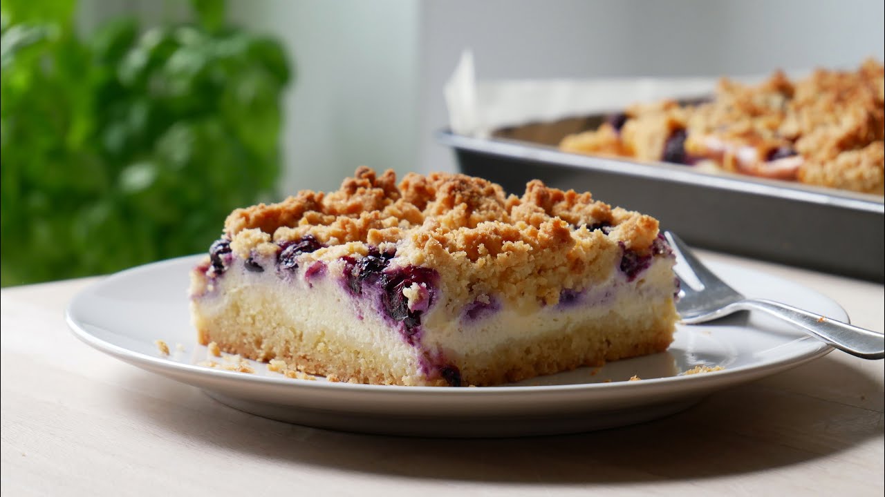 Blaubeer Käsekuchen mit Streuseln (Rezept) || Blueberry Cheesecake with Crumbles || [ENG SUBS]