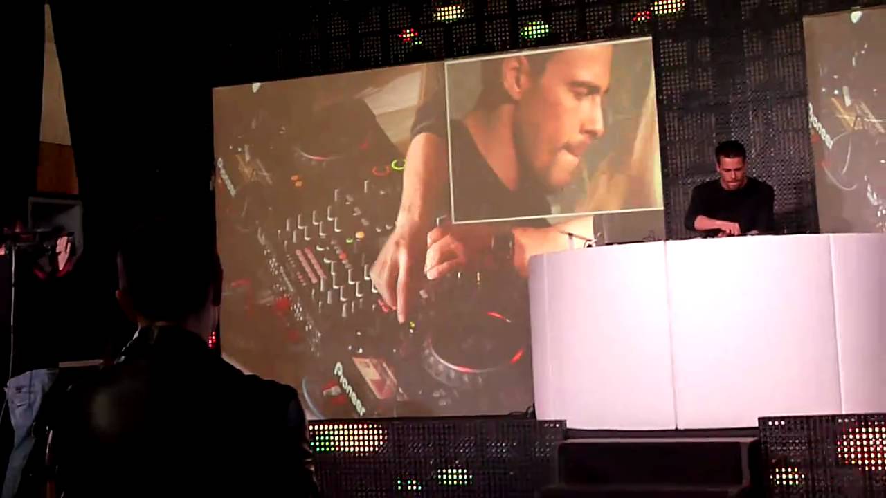 DJ ANTONIN  PIONEER- SALON MIXMOVE 2011