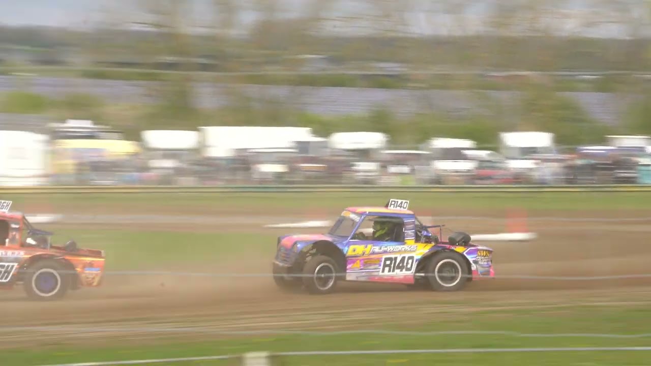 Evesham Autograss - 13-4-25 Class 7 Heat 1