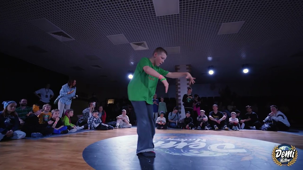 Baboon vs Барашек Шон / TOP 16 / Breaking Kids / Demination Battle 23