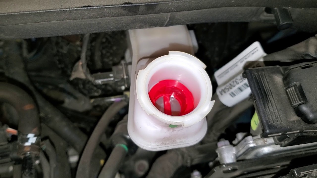 2017, 2018, 2019 & 2020 Hyundai Elantra - How To Check Brake Fluid Reservoir Level