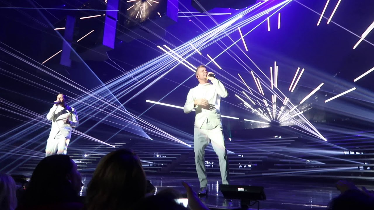 Backstreet Boys Las Vegas Residency | I CAUGHT NICK'S TOWEL | BSB Feb 10, 2019 | PIT VIEW