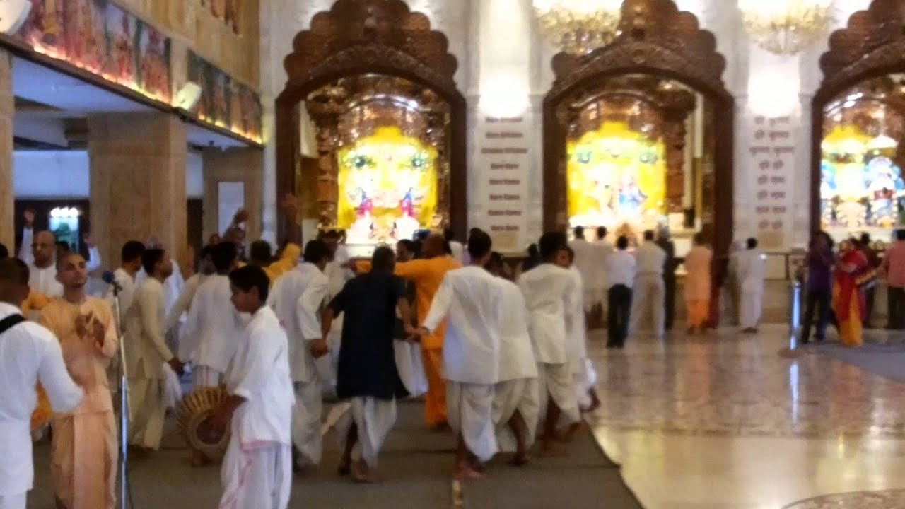 Enchanting morning ritual at ISKCON Pune