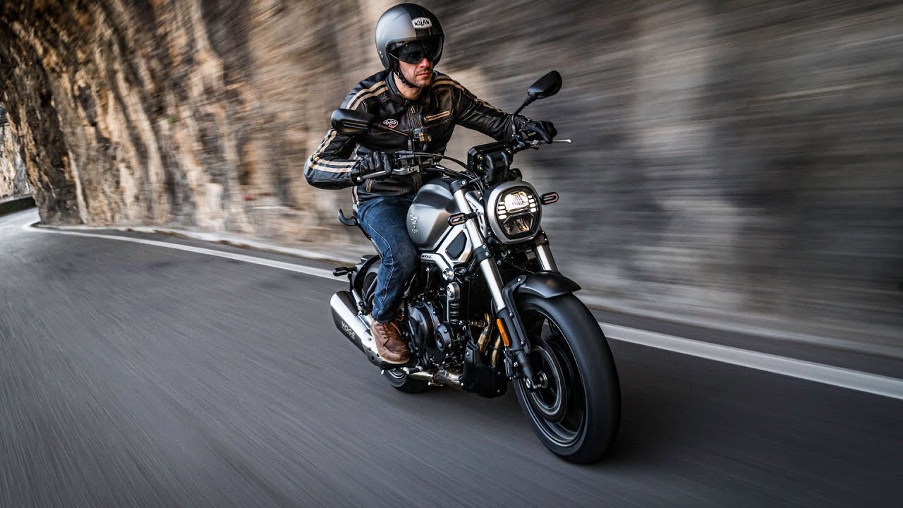 Test  VOGE Trofeo 500 AC - Rosciano Moto