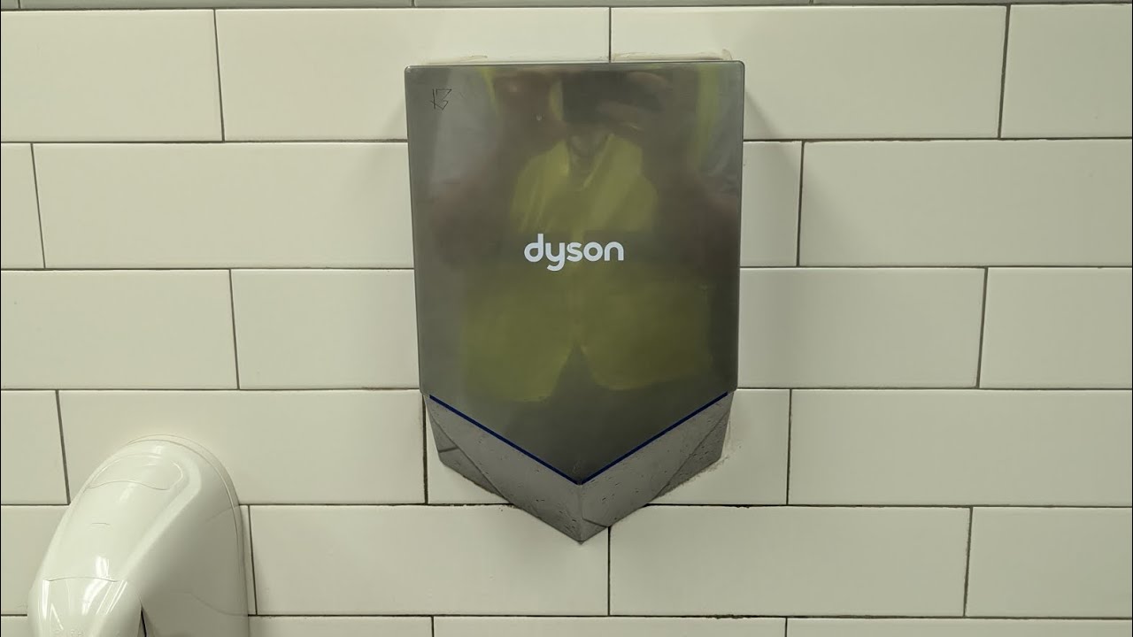 Dyson Airblade V HU02 (3) | Kroger, Texas Sage Trail | Fort Worth, TX