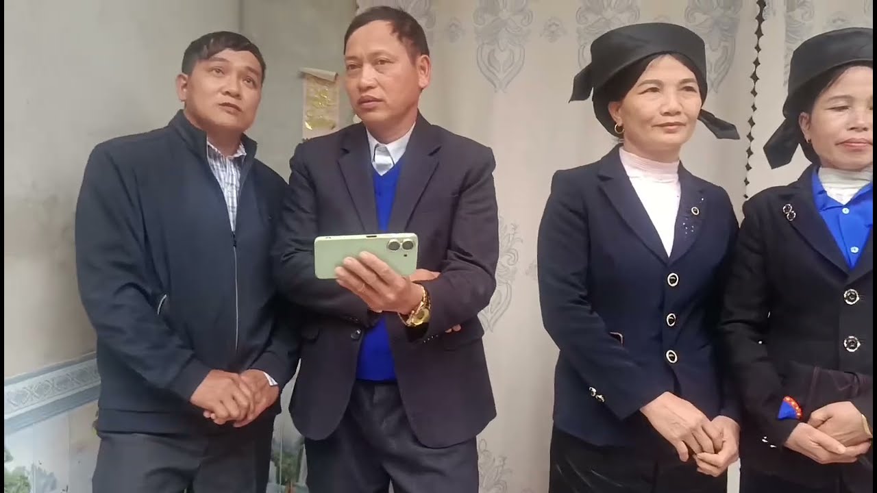 Ngày lễ của nùng phàn sình Lạng Sơn không thể thiếu được hát sli đối đáp 
