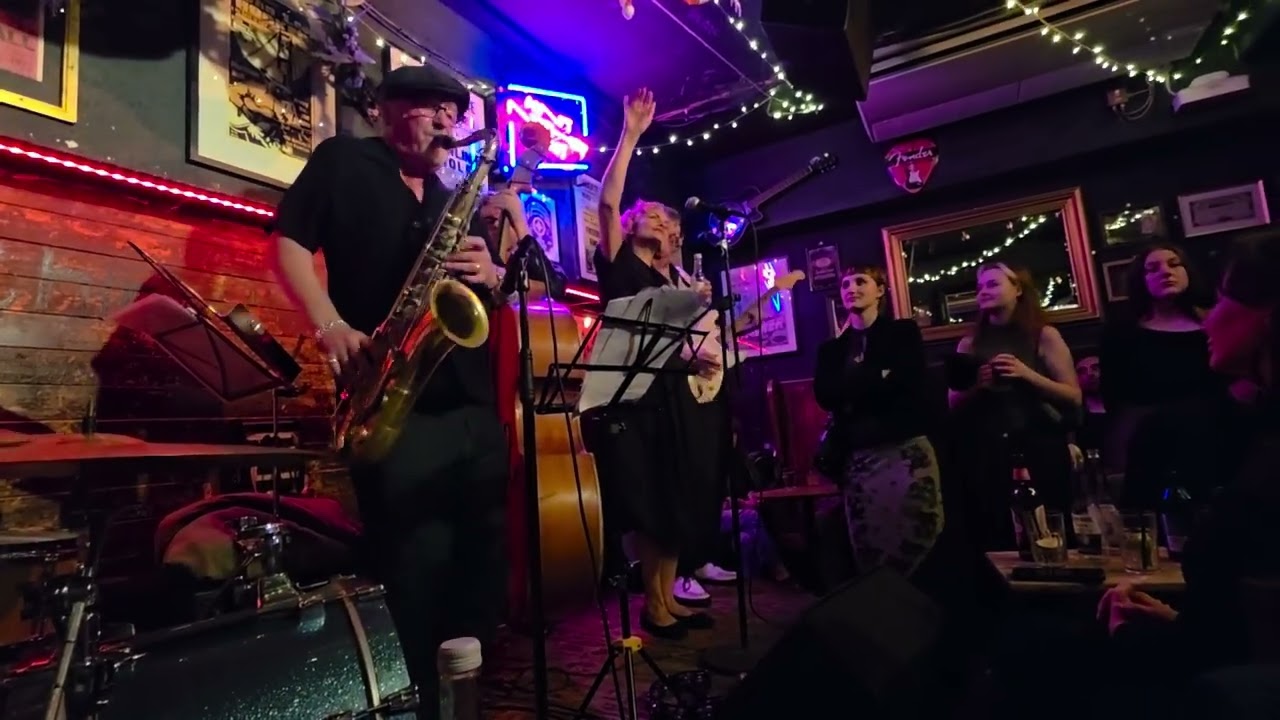 Aisha Khan & The Rahjas - Soho, London 2025 - 'I Feel Alright'