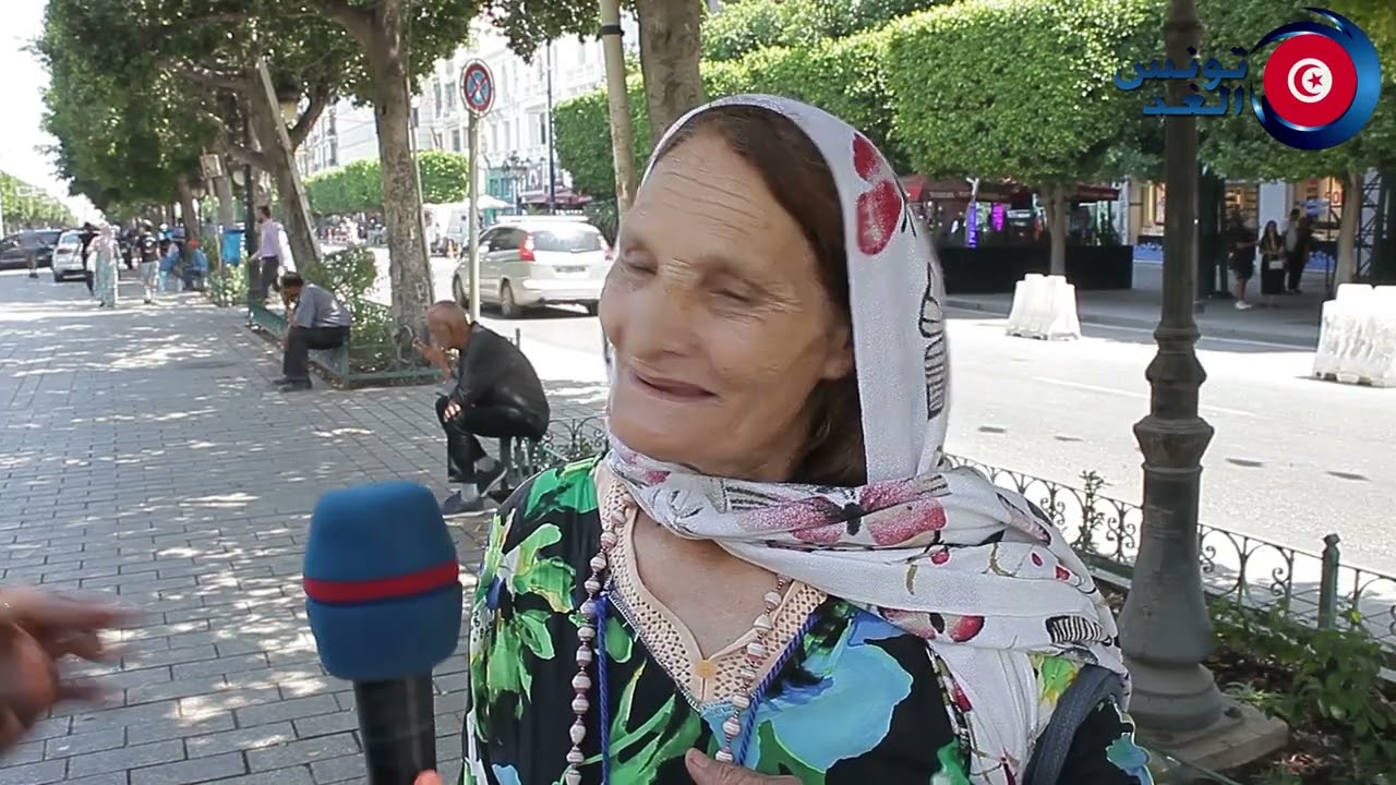 الكاف العالية بلاد الخيرات الكل فيها، عندي القمح والشعير والزيتون و السواني..كل شي من شجرتي ...