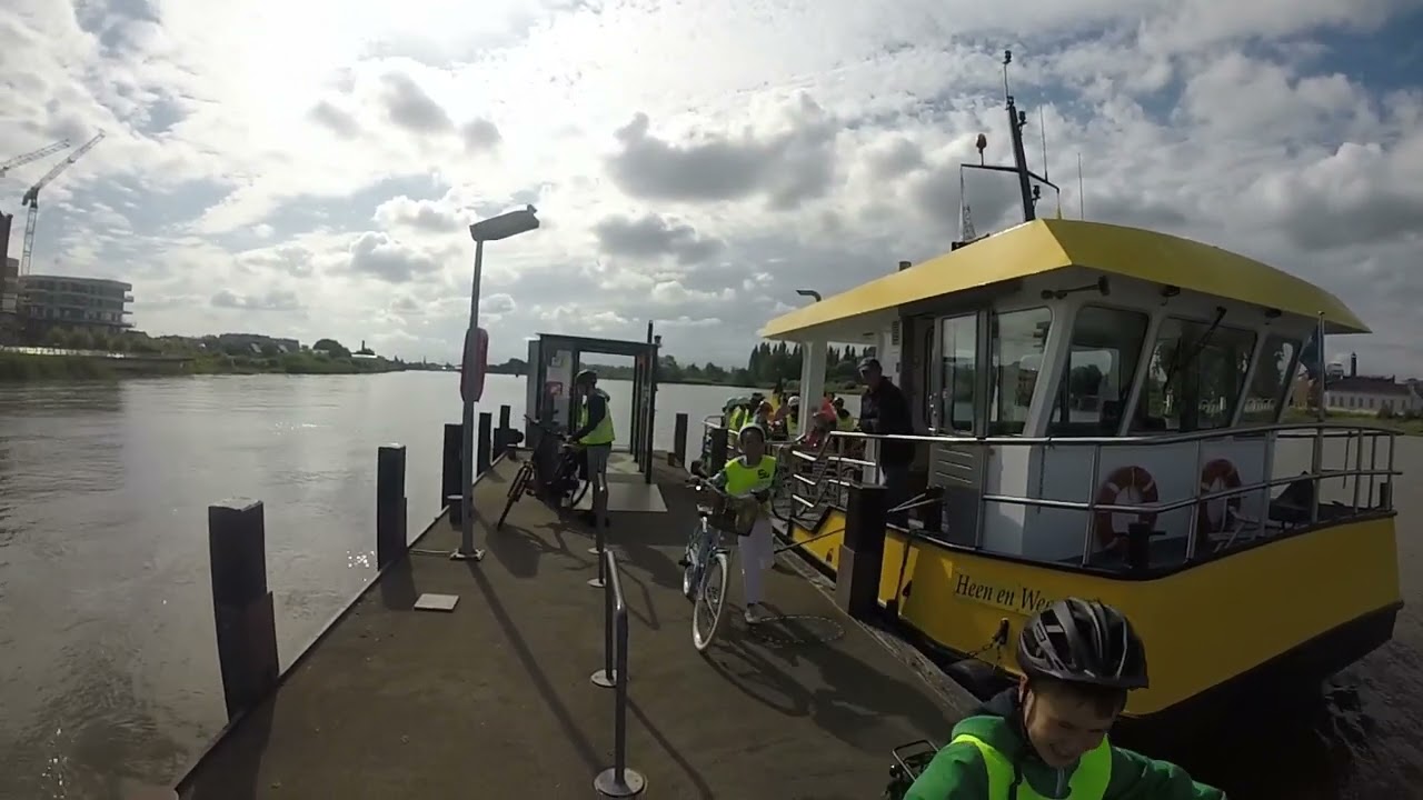 Sint Jan  Roosendael - Fietsklassen sfeerfilmpje
