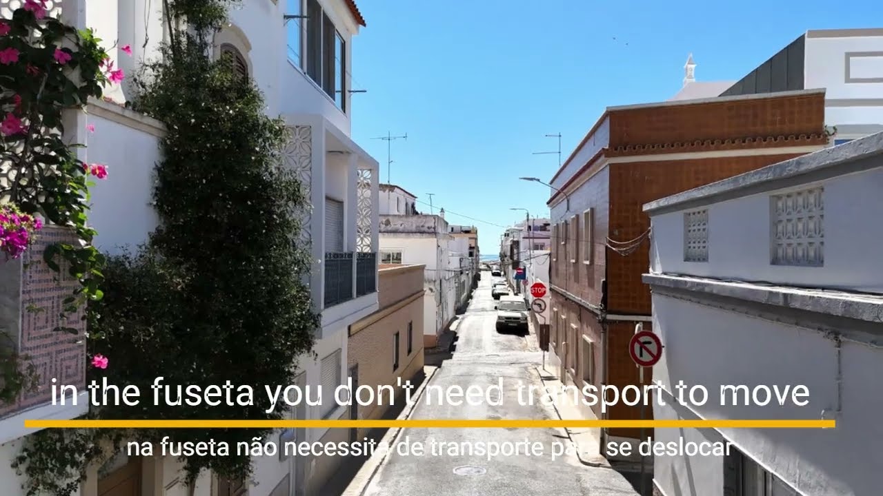 Moradia antiga e tradicional à venda na Fuzeta