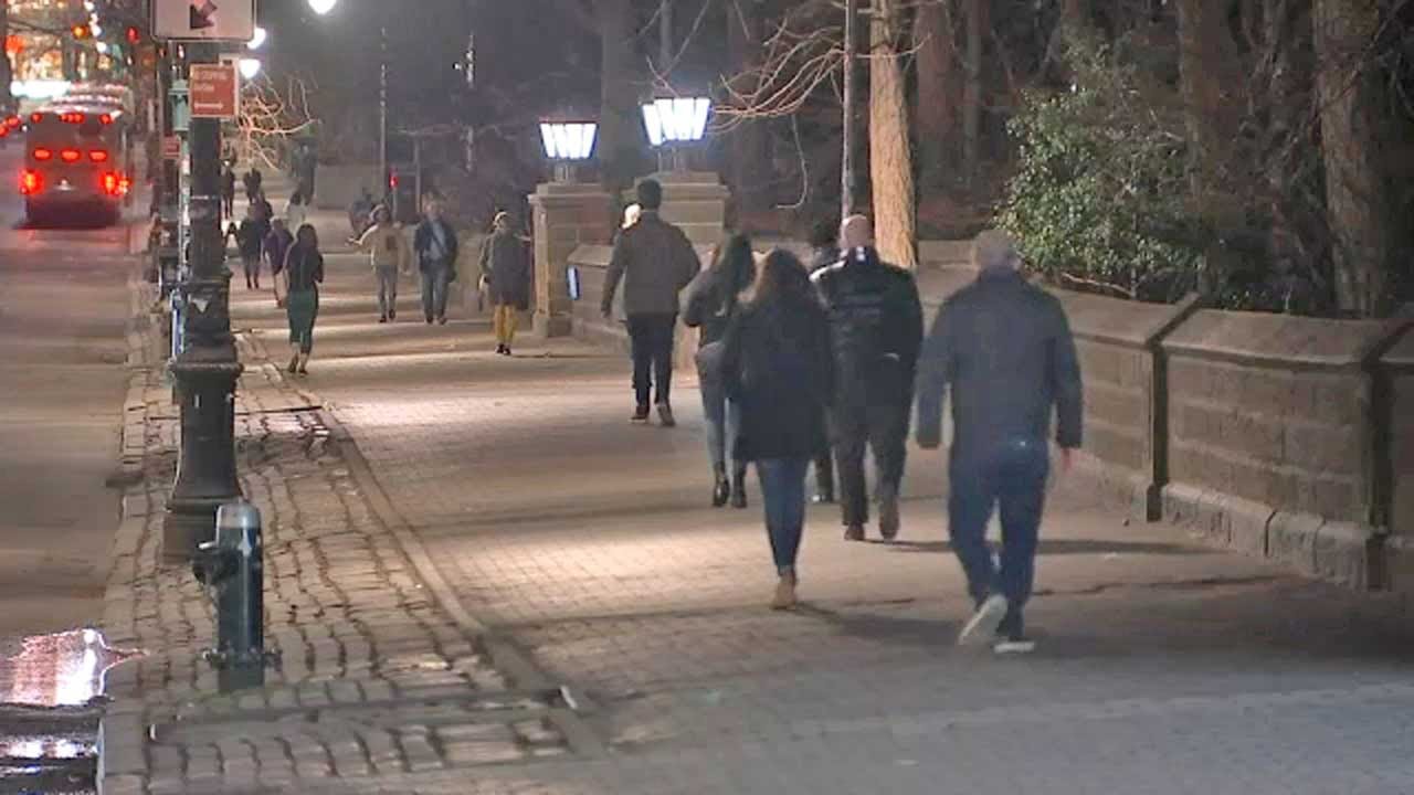 9-year-old girl punched in the head in random attack near Central Park