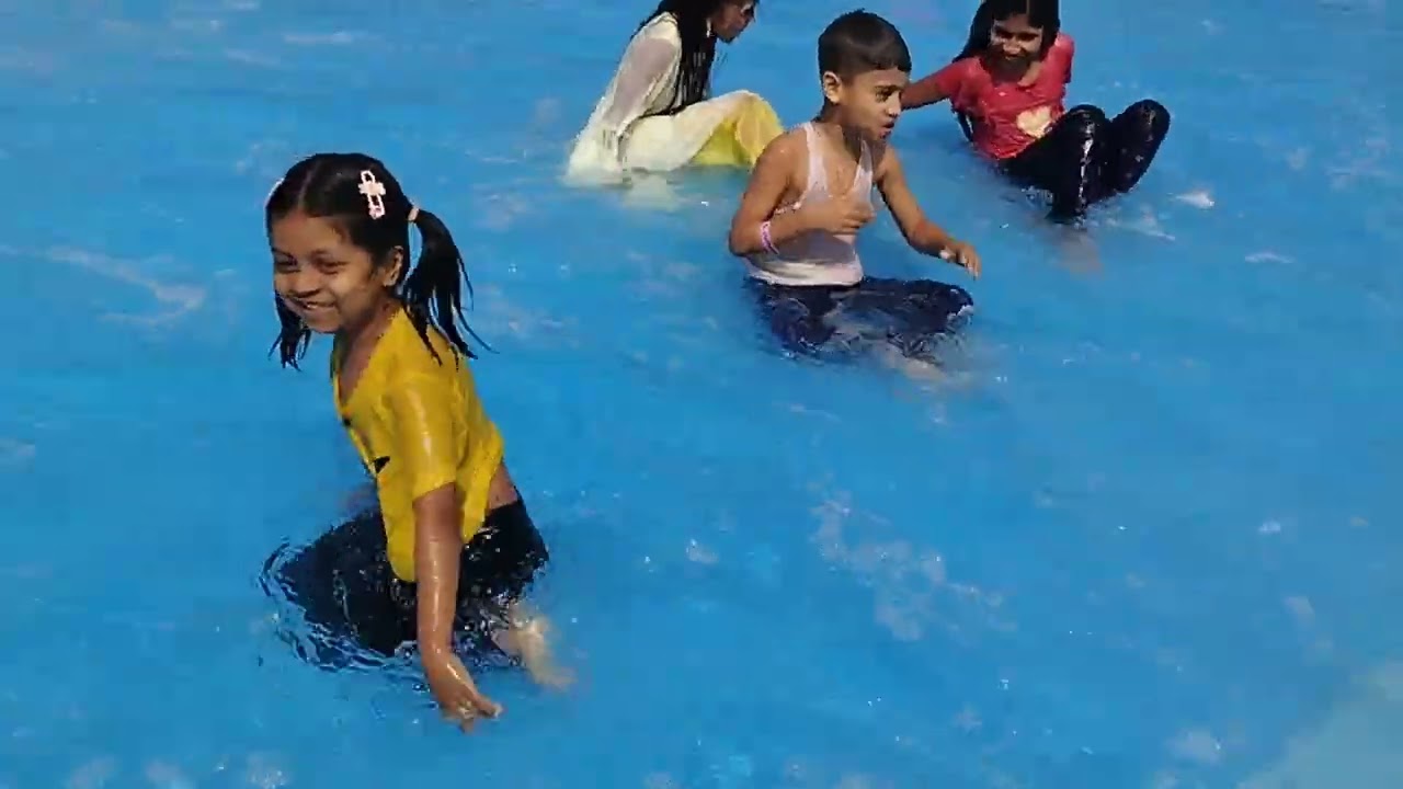 ফ্যান্টাসি এর ওয়াটার কিংডম 