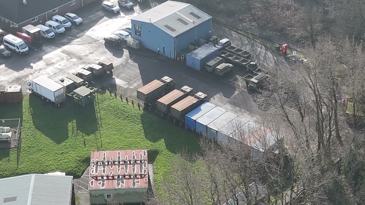 R.A.F base and neighbouring construction site 🦅🪖🛩️👷🚜