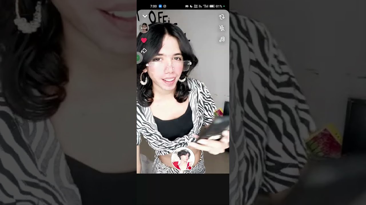 Aliza crossdress (live-60) 