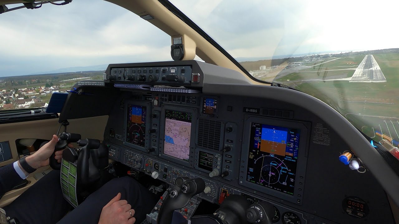 Piaggio P.180: Hop across the Bodensee