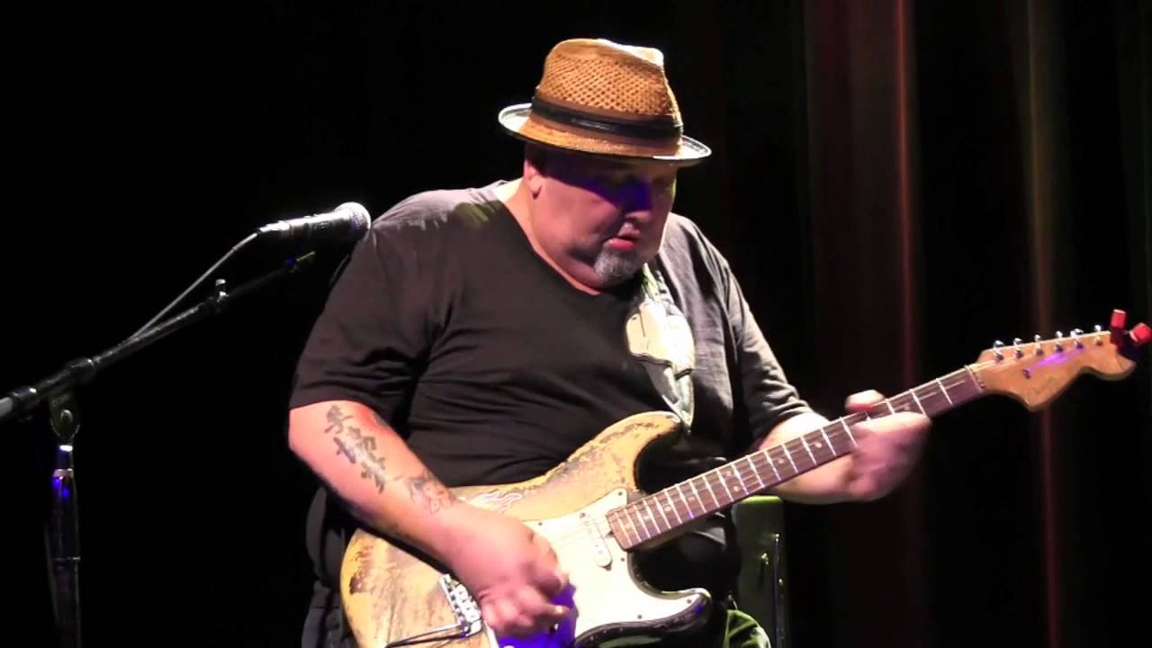 POPA CHUBBY  