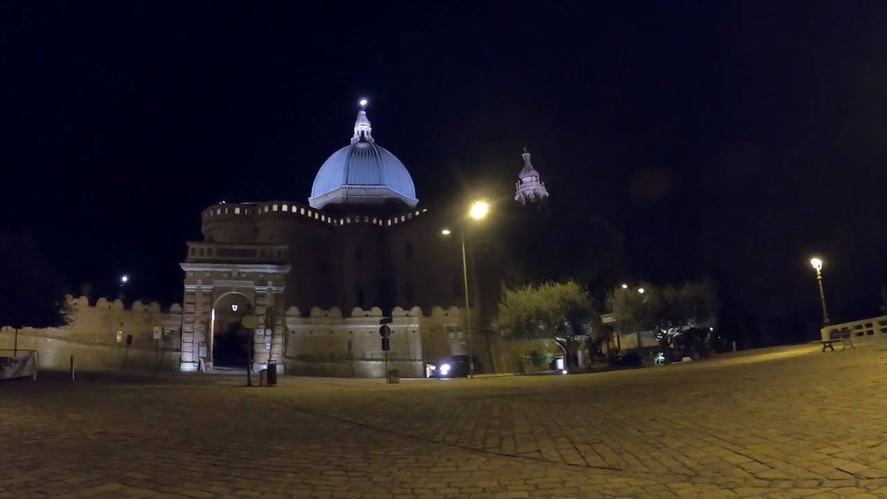 Visita al santuario Mariano di Loreto nelle Marche