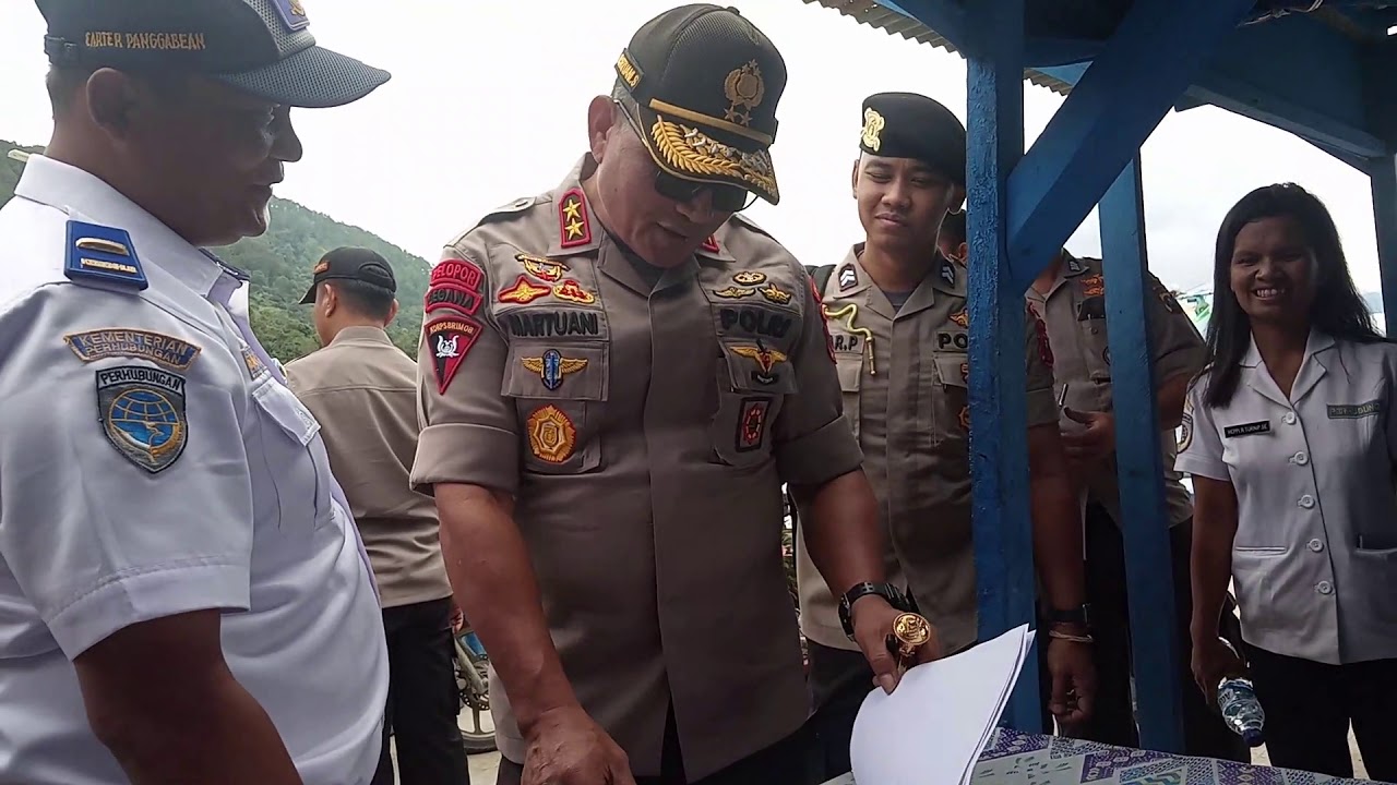 Kunjungan Bapak Kapoldasumut di pelabuhan Tigaras. sabtu, 21 Desember 2019