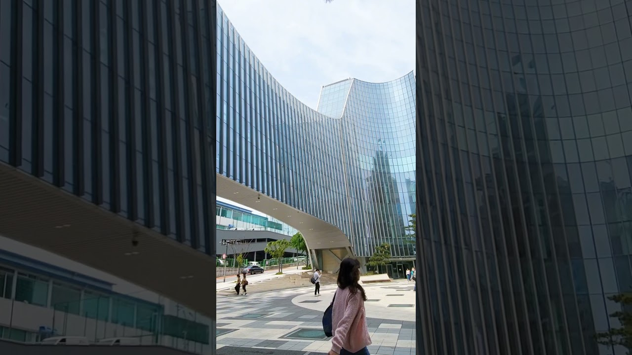 𝑆𝑎𝑅𝑎𝑛𝑔 𝐶ℎ𝑢𝑟𝑐ℎ 사랑의 교회 #architect #travel #architecture #facade #travelkorea