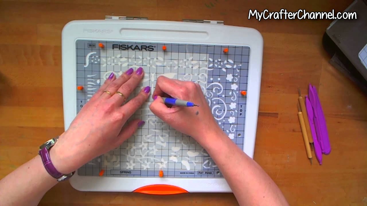 MCC #021 - Embossing con ShapeBoss de Fiskars