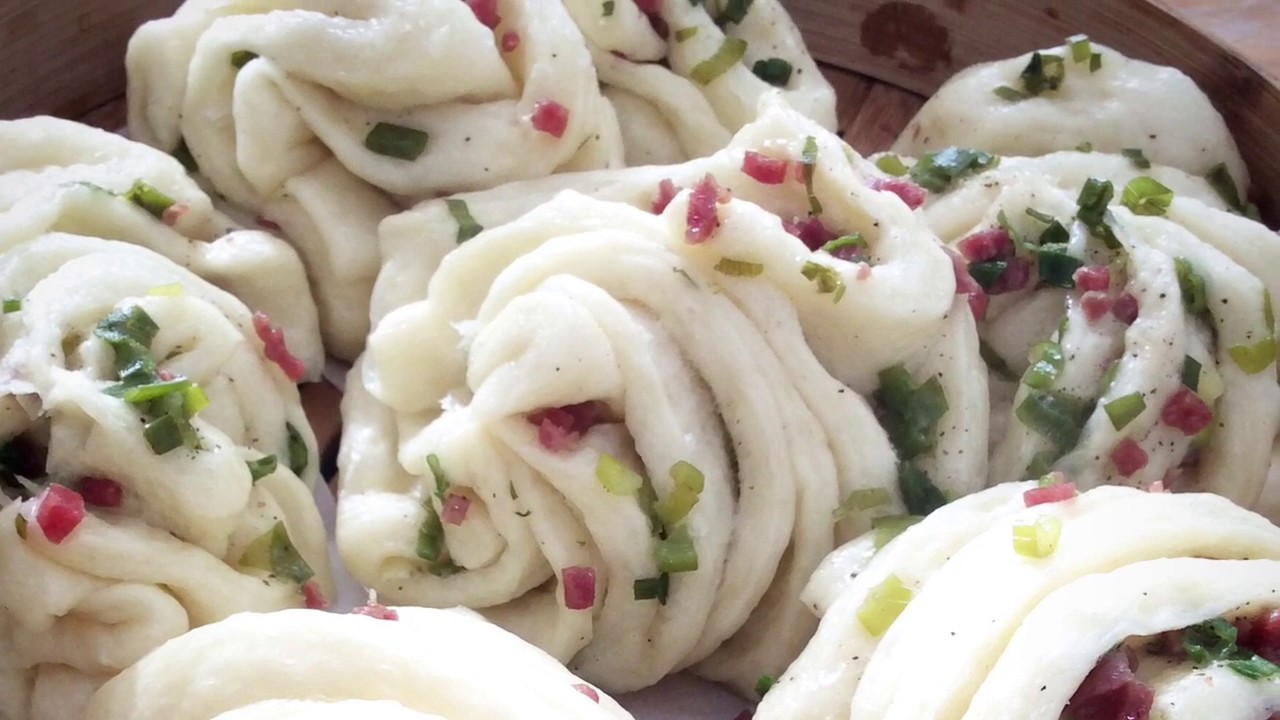 Chinese Sausage and Scallion Steamed Buns