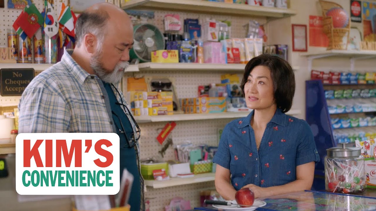 Snack-able or snack apple? | Kim's Convenience