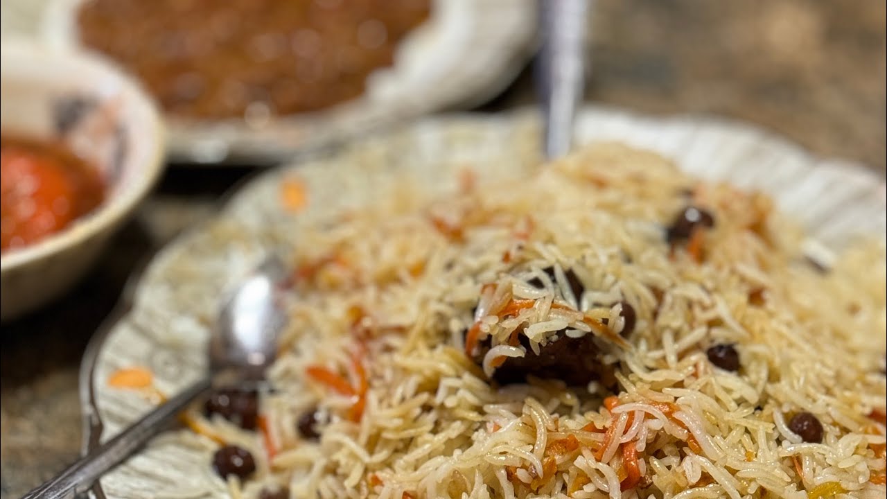 فلوق الشتاء وتجربتنا في مطعم جديد😋الثلوج والامطار مستمره في كابول❄️ trying a new restaurant in Kabul