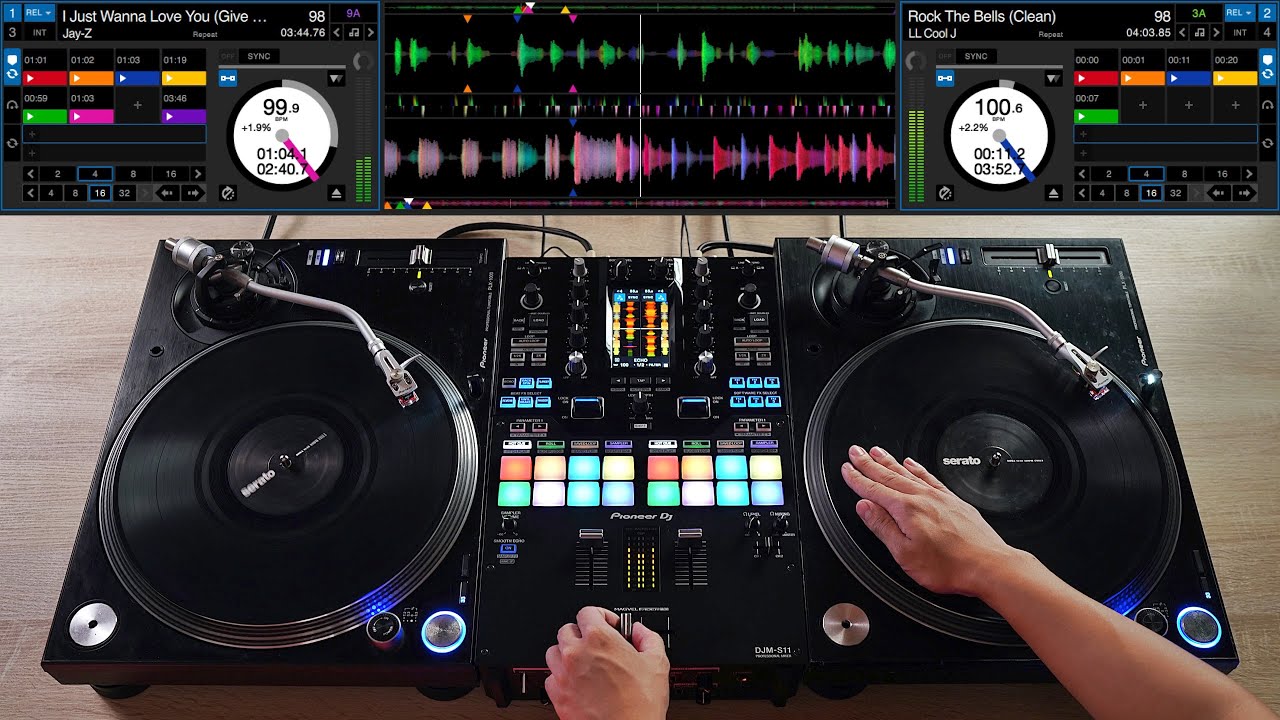PRO DJ DOES INSANE MIX ON THE DJM-S11 - Creative DJ Mixing Ideas for Beginner DJs